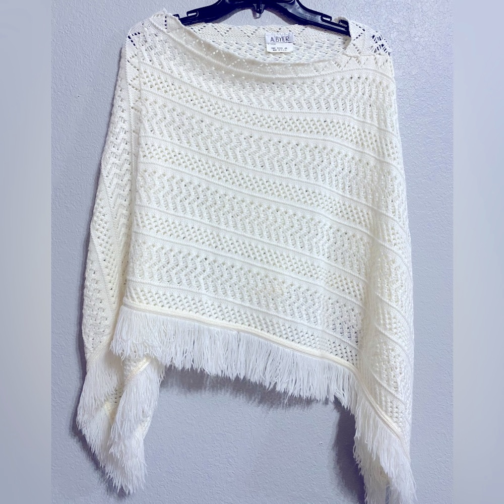 Amy Byer NWOT fringe trim poncho sweater